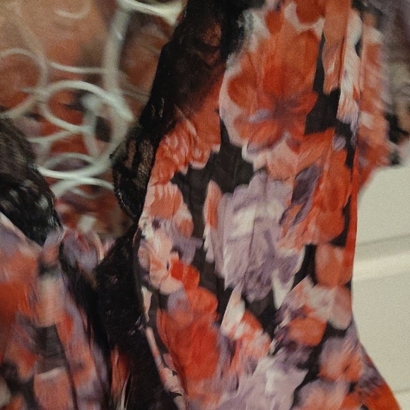 NY Collection Floral Top - Red and Purple - Picture 3 of 7